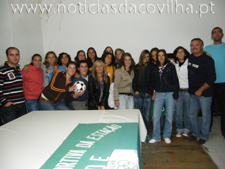 Futsal feminino da ADE quer vencer tudo