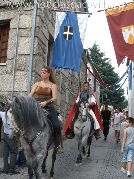 Mais gente e artesãos na Feira Medieval