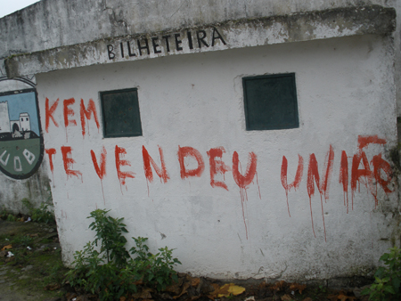 Protestos no velho campo