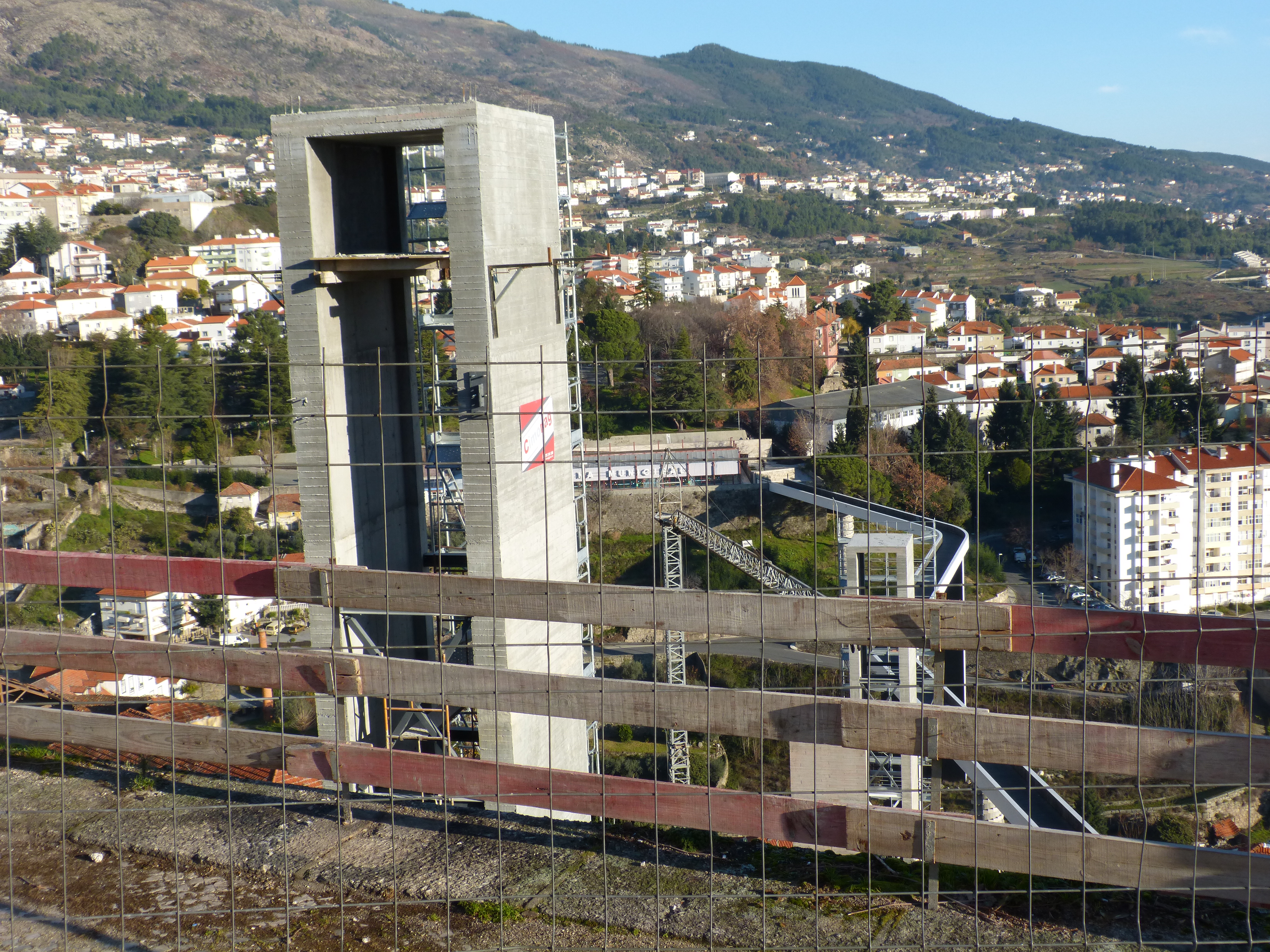 Elevador do Jardim entra em funcionamento no próximo mês