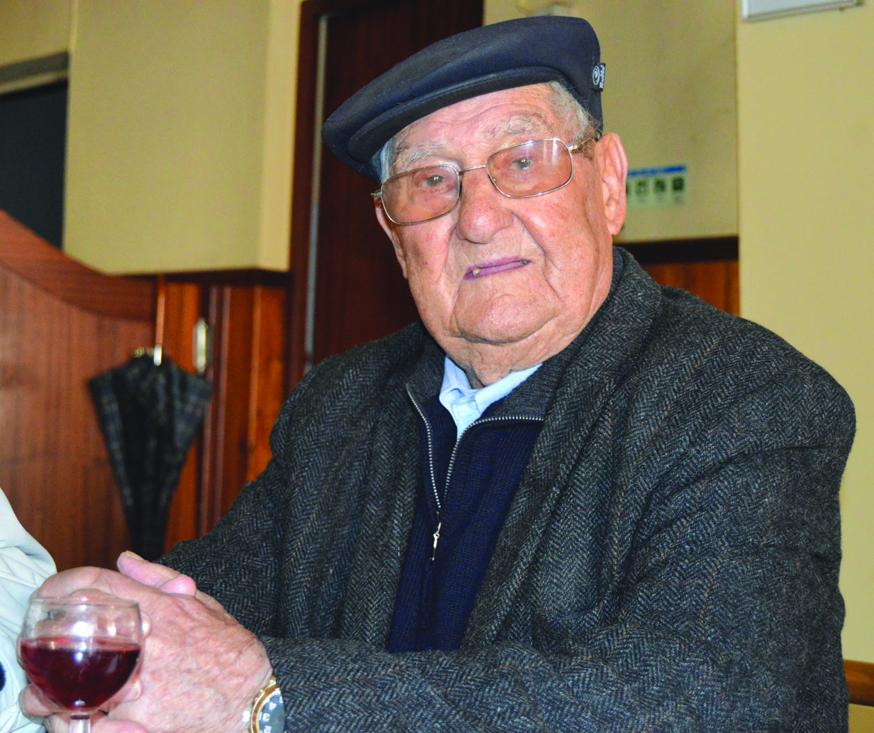 Comer e beber: o segredo dos 100 anos do senhor Alexandre