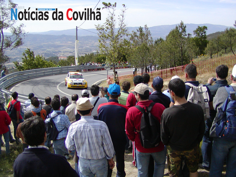 Motores aquecem para a Rampa