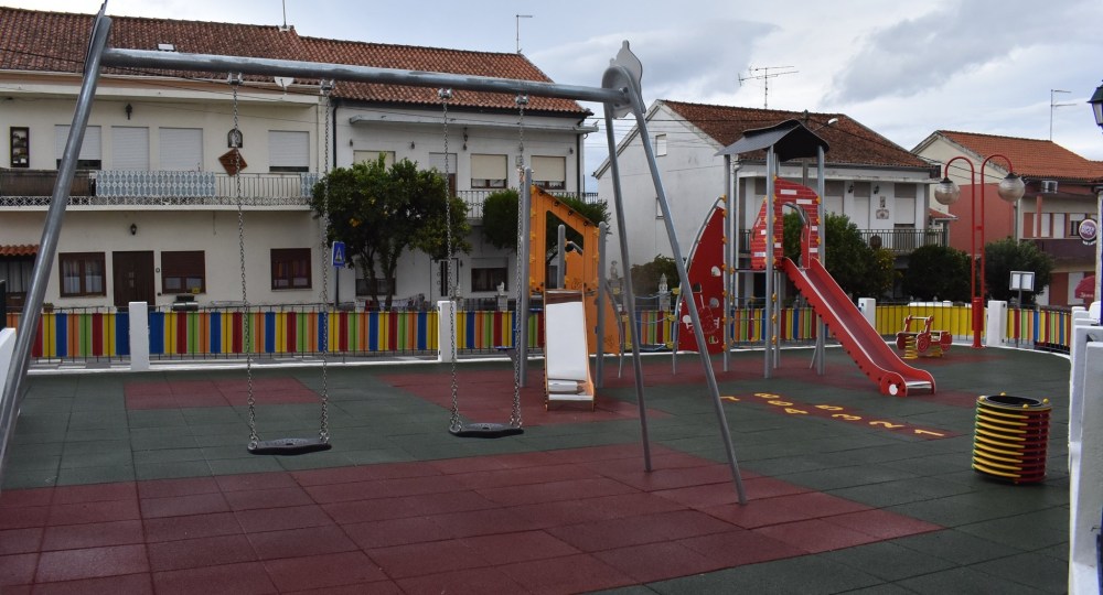 Dominguizo volta a ter parque infantil