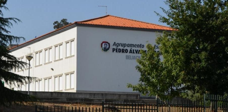 Escola nega falta de comida